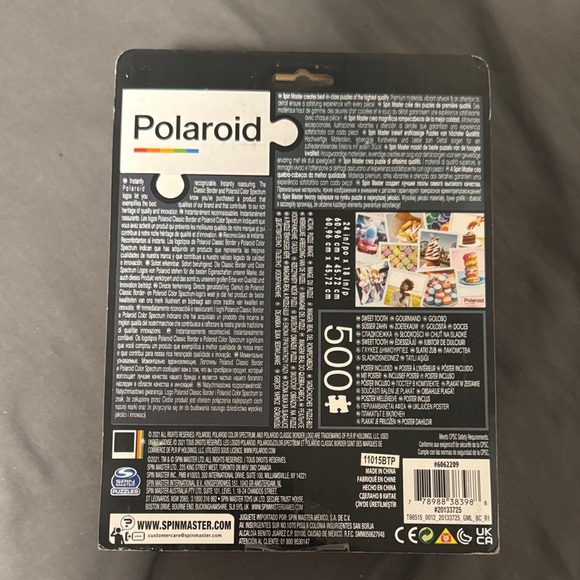 Polaroid Camera 500 Pieces Jigsaw Puzzle w/ Tin Container - Picture 2 of 5